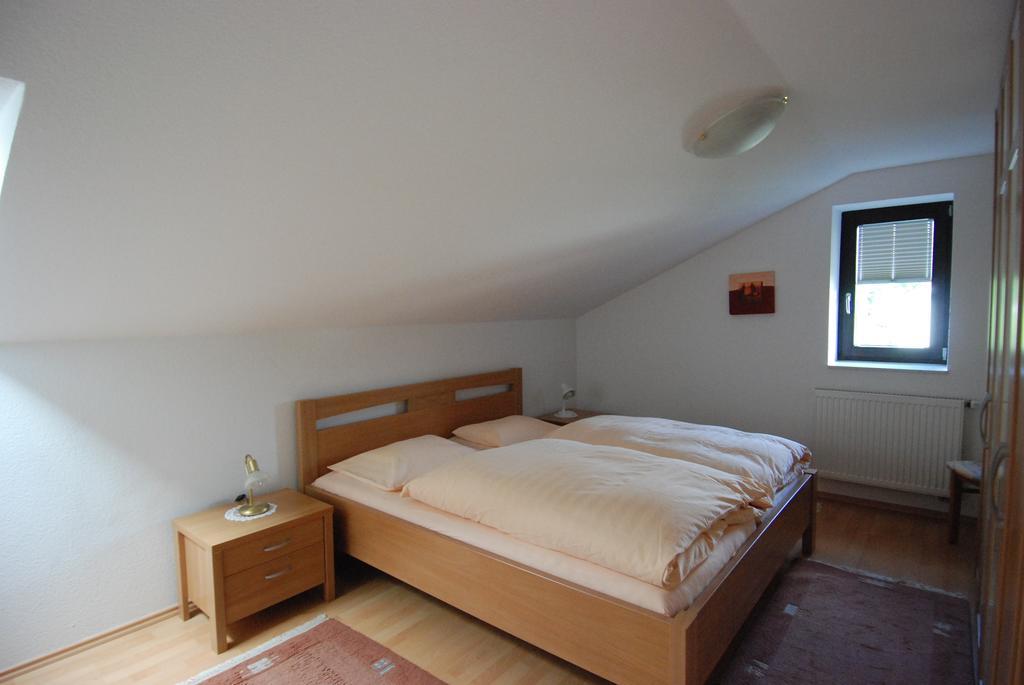 Ferienwohnungen Fliegerstrasse Gersfeld Exterior foto